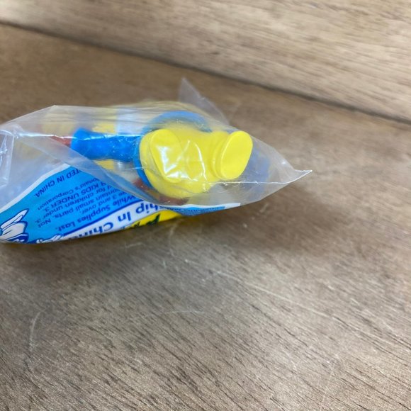 Vintage 1994 McDonalds Happy Meal Toy Chip In China Epcot Adventure Brand New - Picture 3 of 3